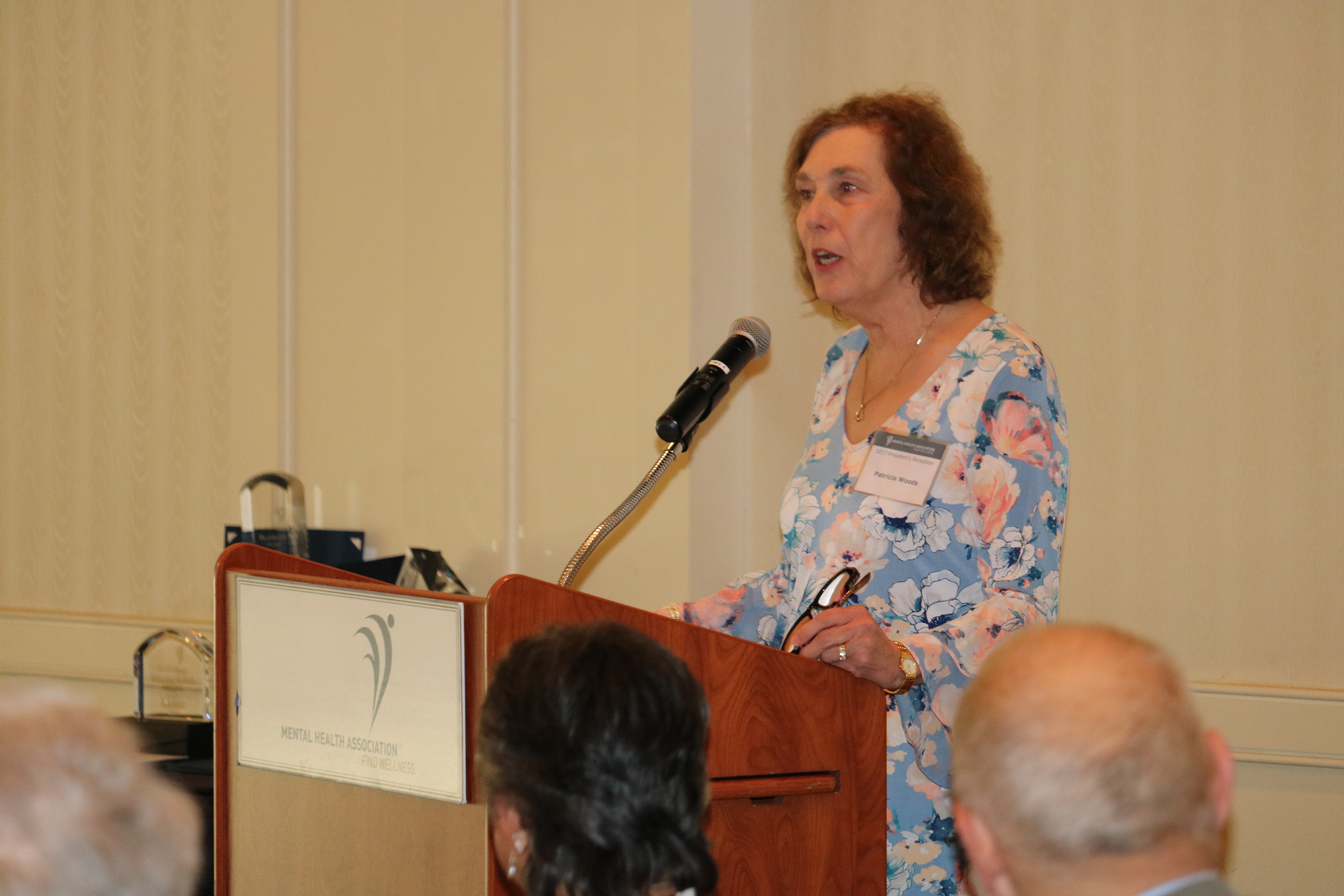 Photo of Patricia Woods speaking at the President's Reception in 2017